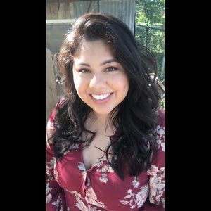 Meet your Posher, Alexus!